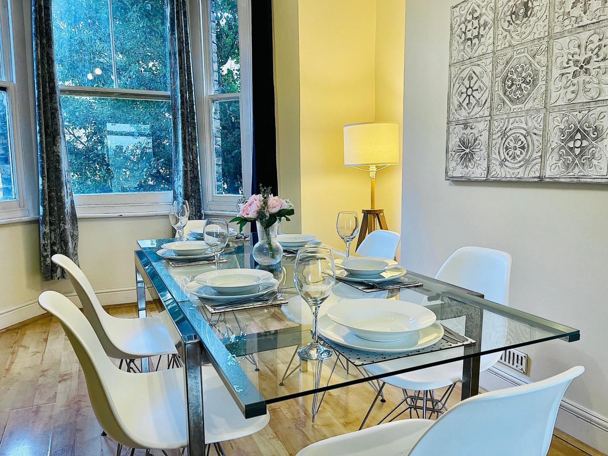2 Bedroom Flat In Central לונדון מראה חיצוני תמונה