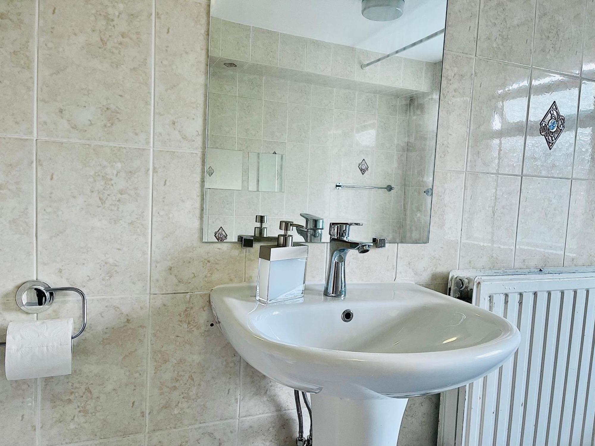 2 Bedroom Flat In Central לונדון מראה חיצוני תמונה